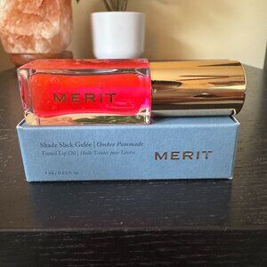 Merit Lip Oil in shade Les Deux